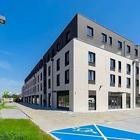 Milo Lägenhetshotell Wrocław